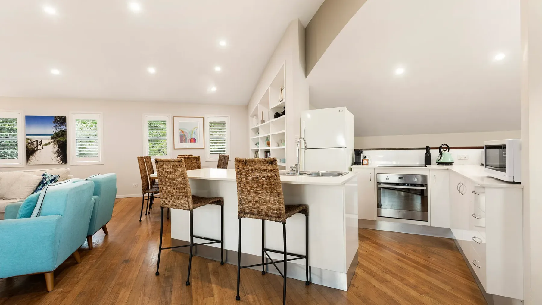 Beach House at Tallows – pet-friendly 4 BR retreat