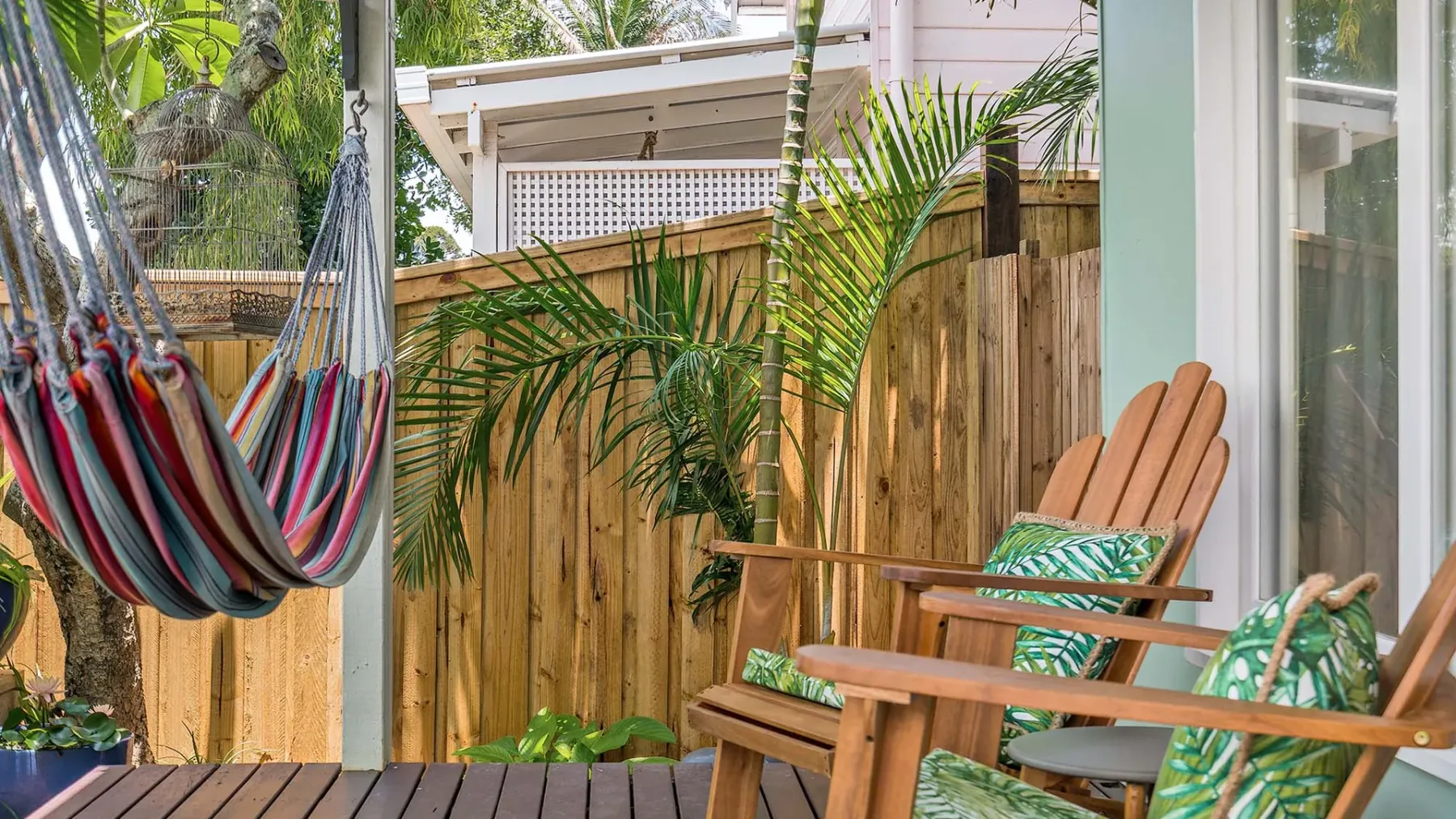 Gidgets House – renovated beach house with hot tub