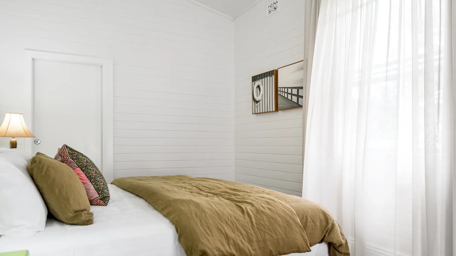 Mullum River House – waterfront heritage home