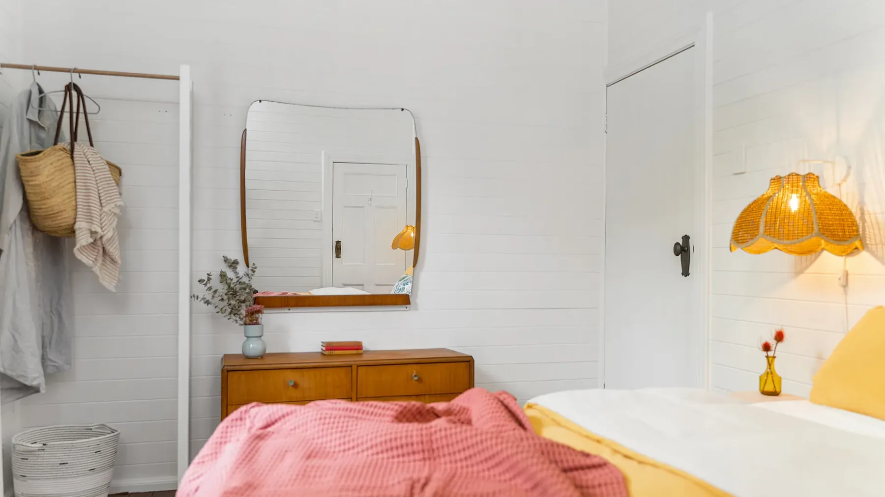 Mullum River House – waterfront heritage home