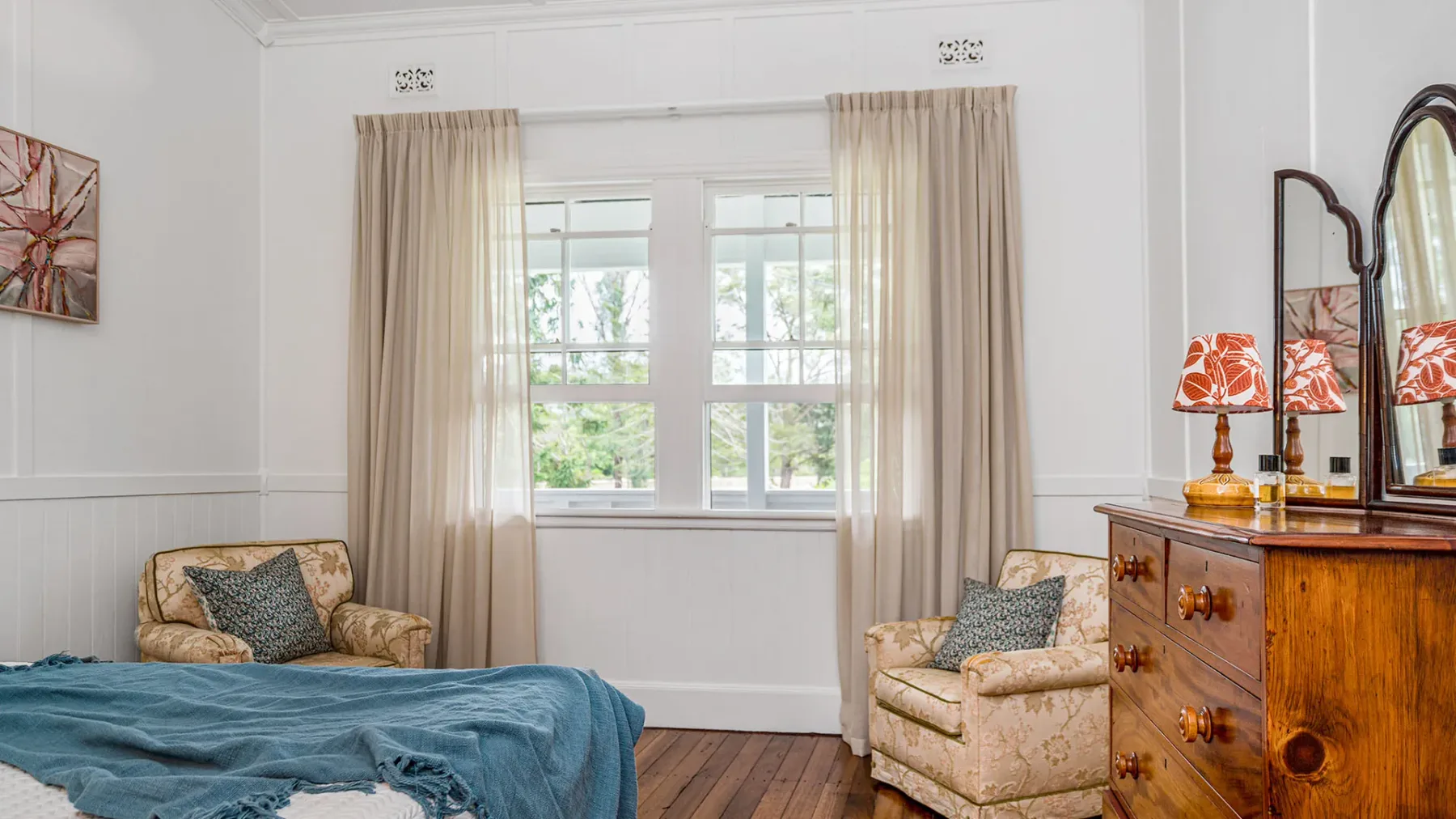 Mullum River House – waterfront heritage home