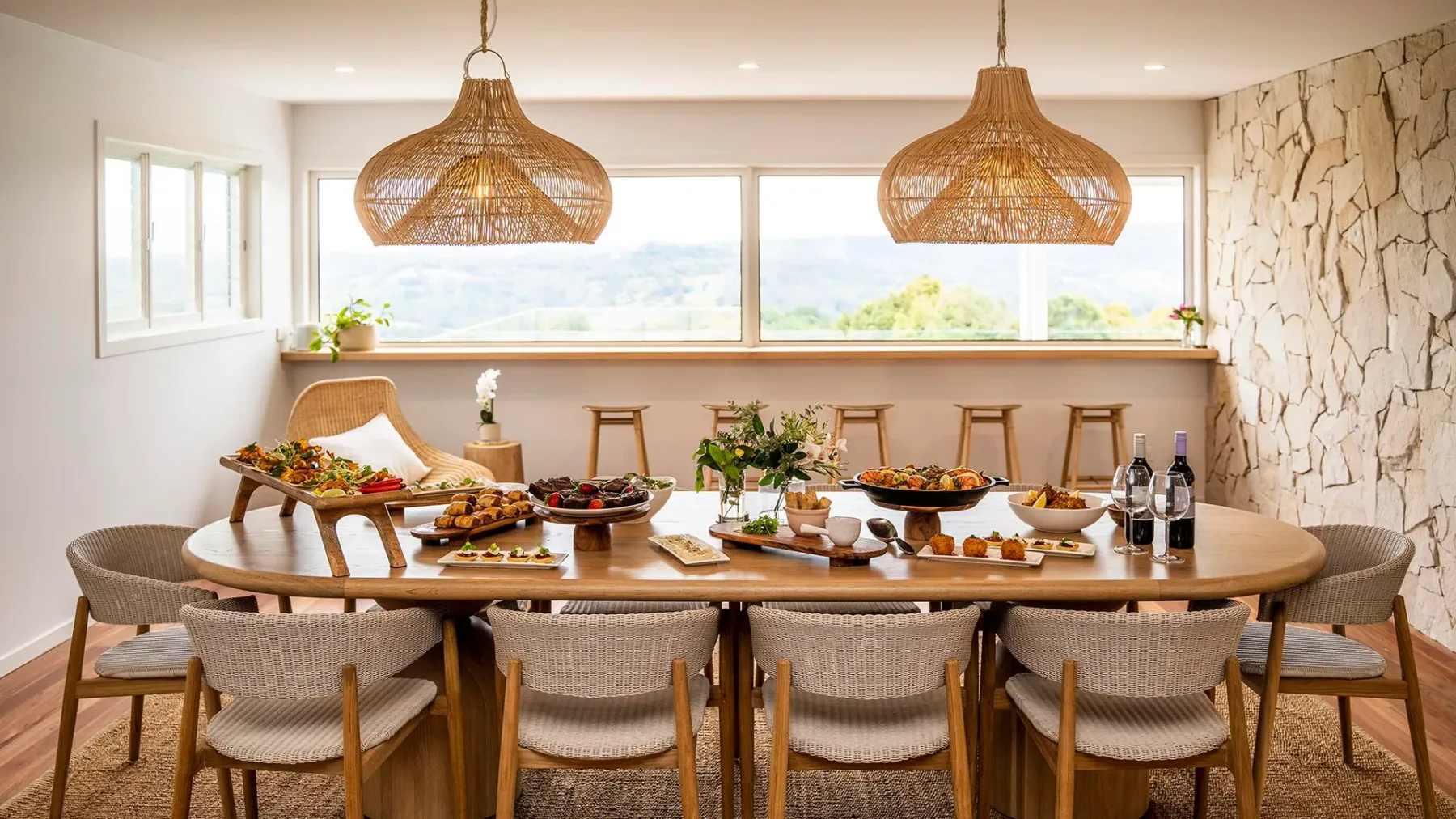 Miren Estate – lavish hinterland estate with pool