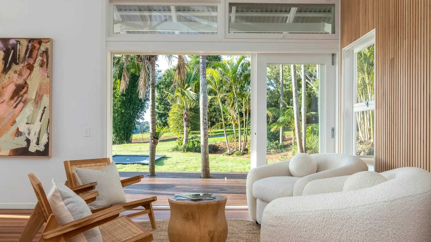 Miren Estate – lavish hinterland estate with pool