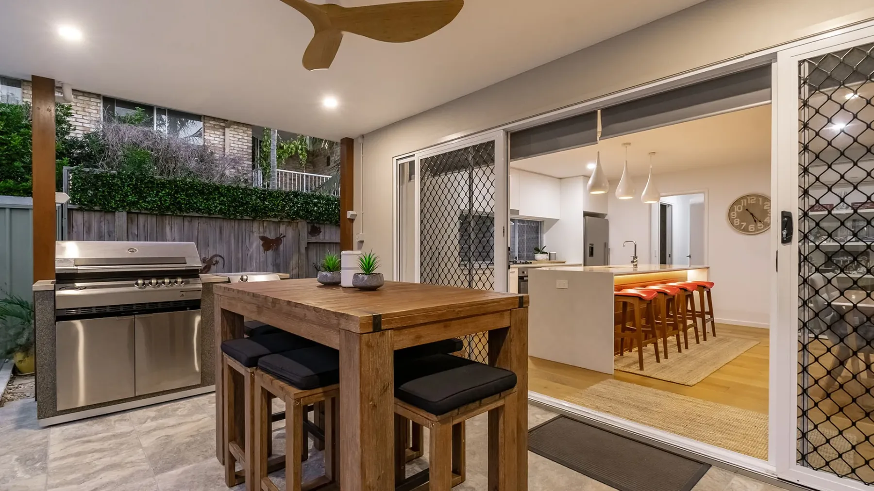 Byron Sunrise – 4 BR retreat with heated pool