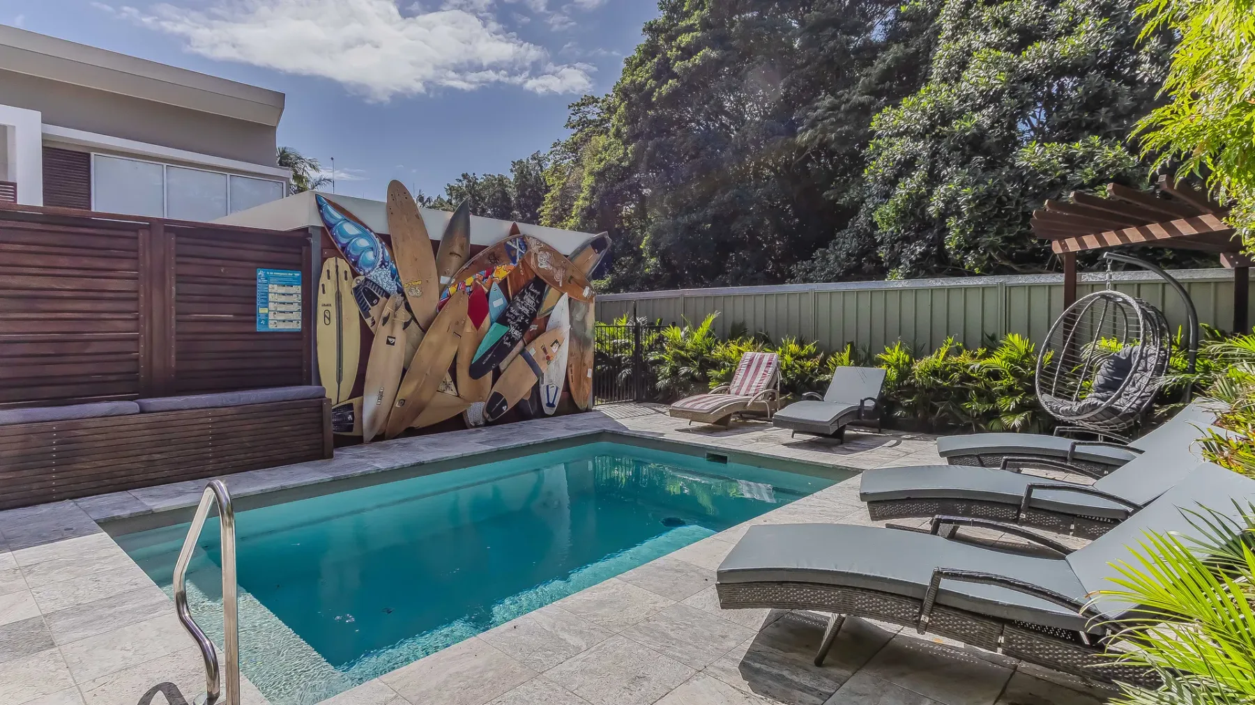 Byron Sunrise – 4 BR retreat with heated pool