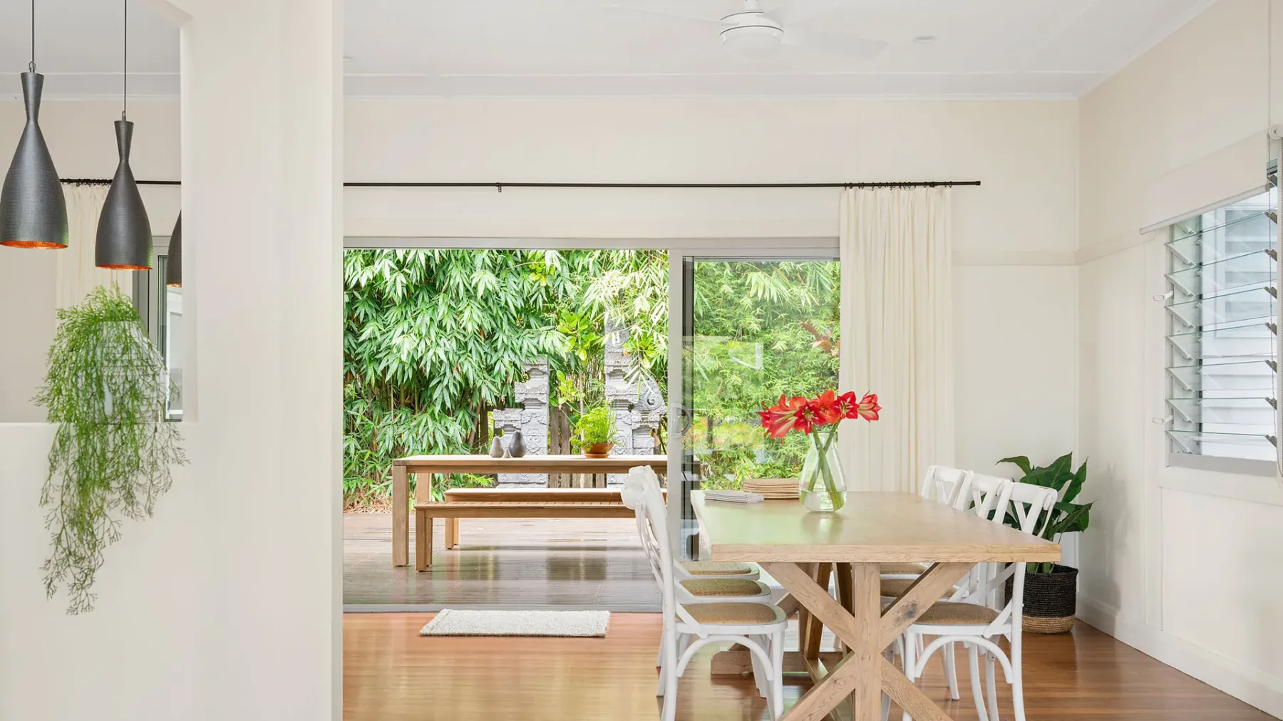 The White Rabbit – with studio & covered deck