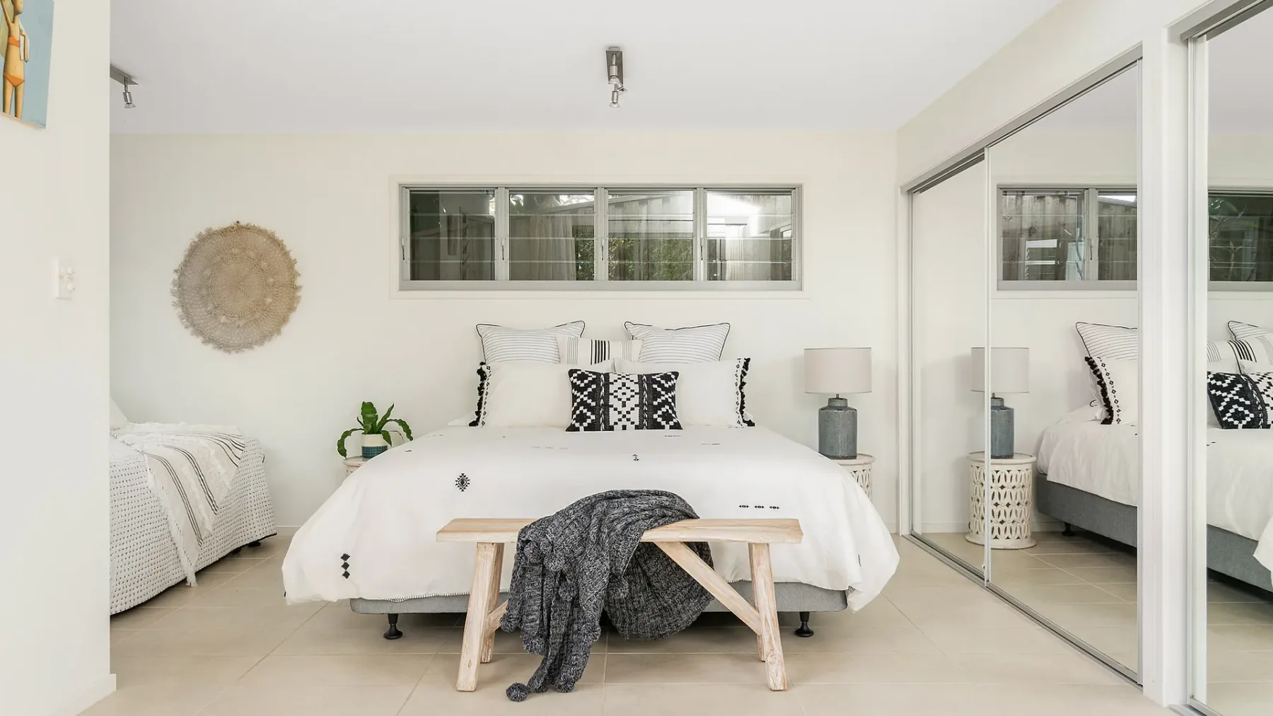 The White Rabbit – with studio & covered deck