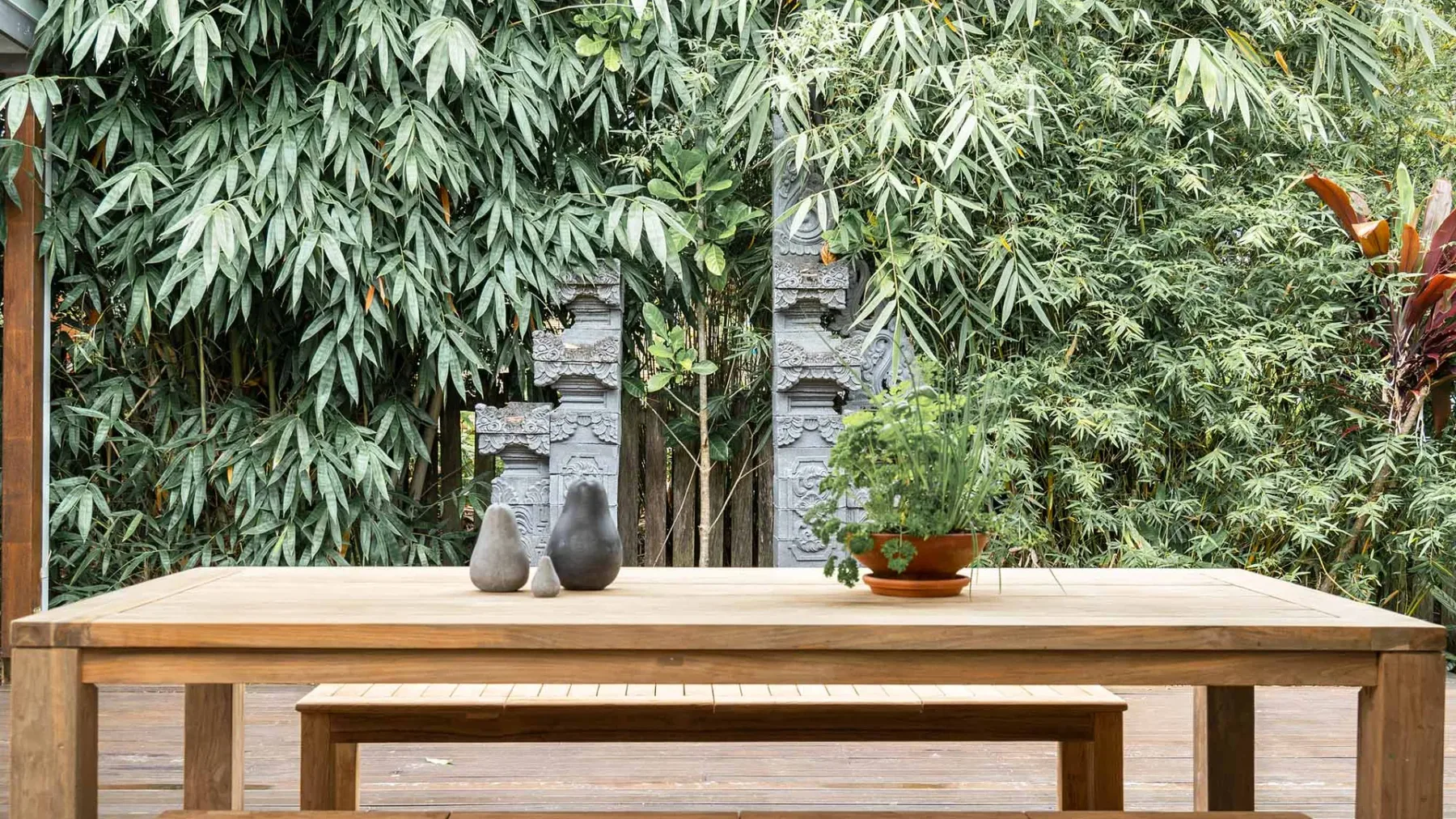 The White Rabbit – with studio & covered deck