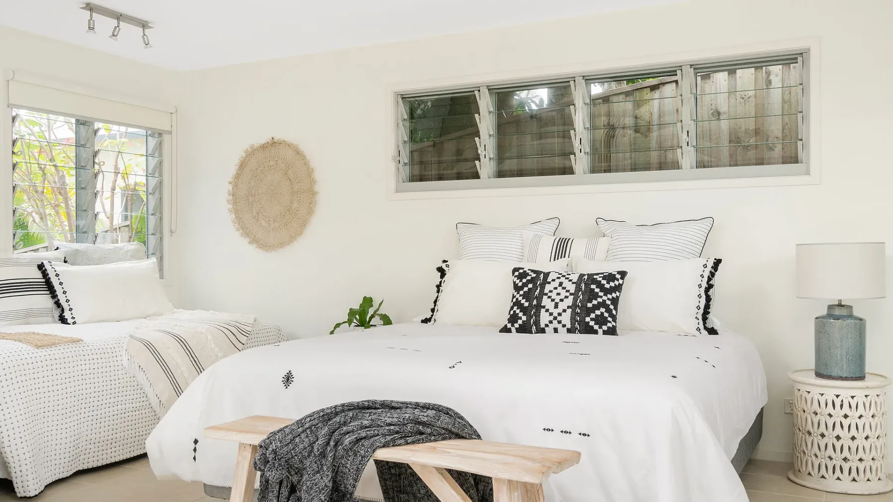 The White Rabbit – with studio & covered deck