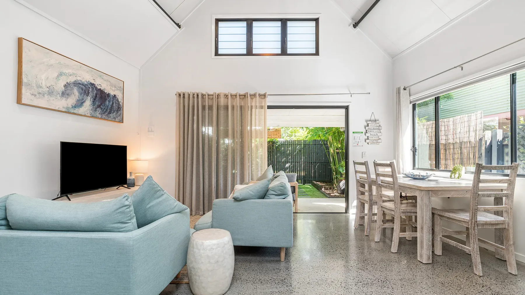 Gidgets House and Studio – sleeps up to 12 guests