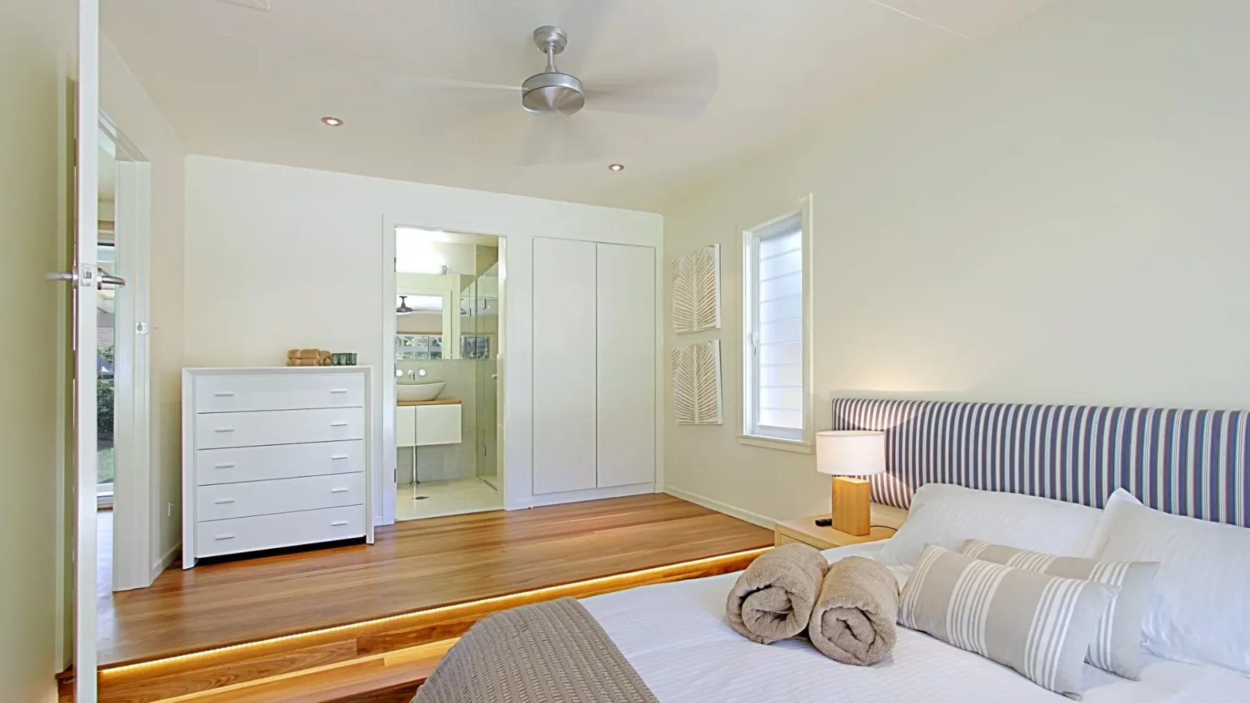 Mi Casa – stylish beach house near town & surf