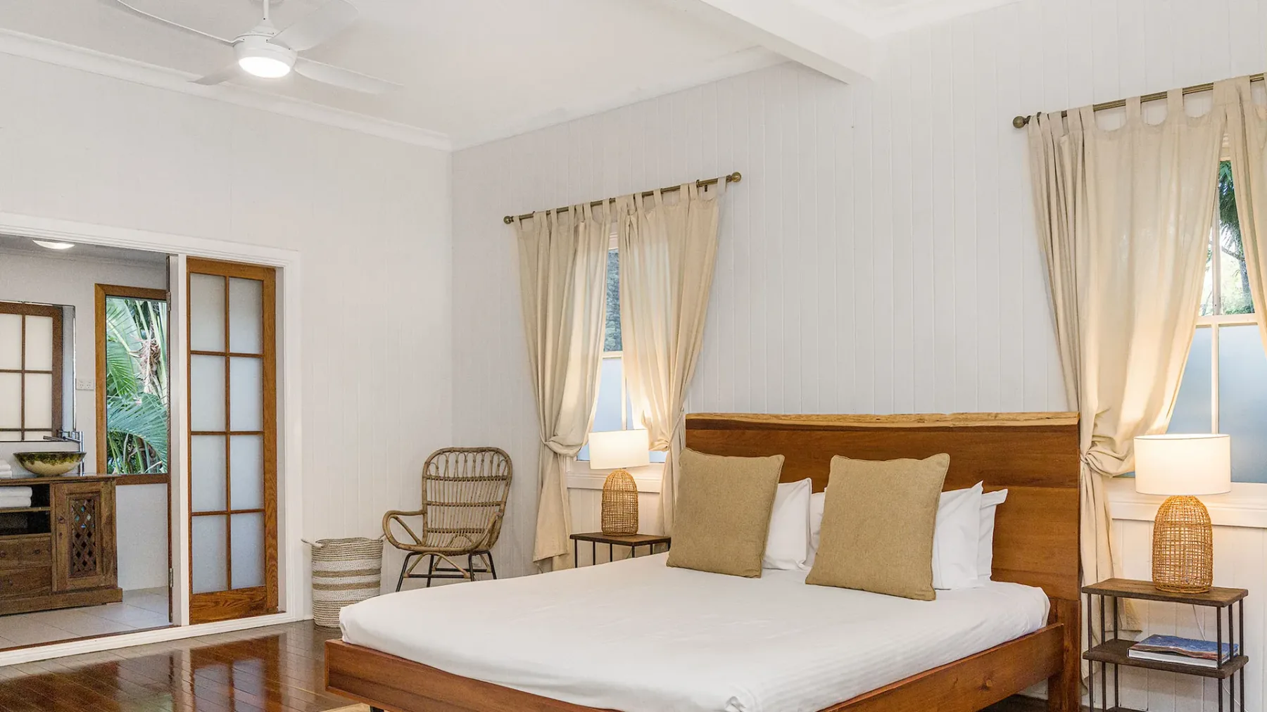 Skye Lodge – 7 Bedroom charming Balinese retreat with designer pool