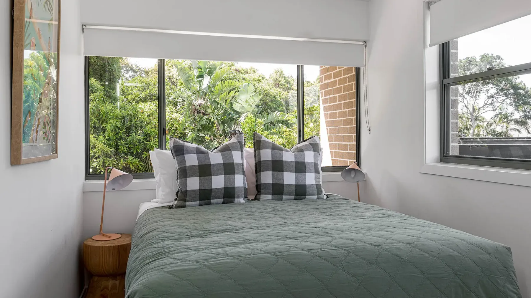 1 James Cook Apartments | Opposite Clarkes Beach