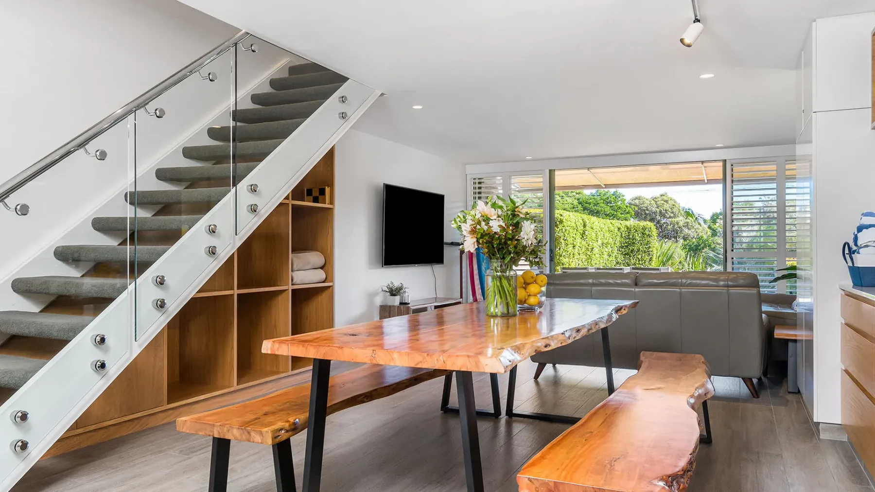4 James Cook Apartments – renovated beachside pad
