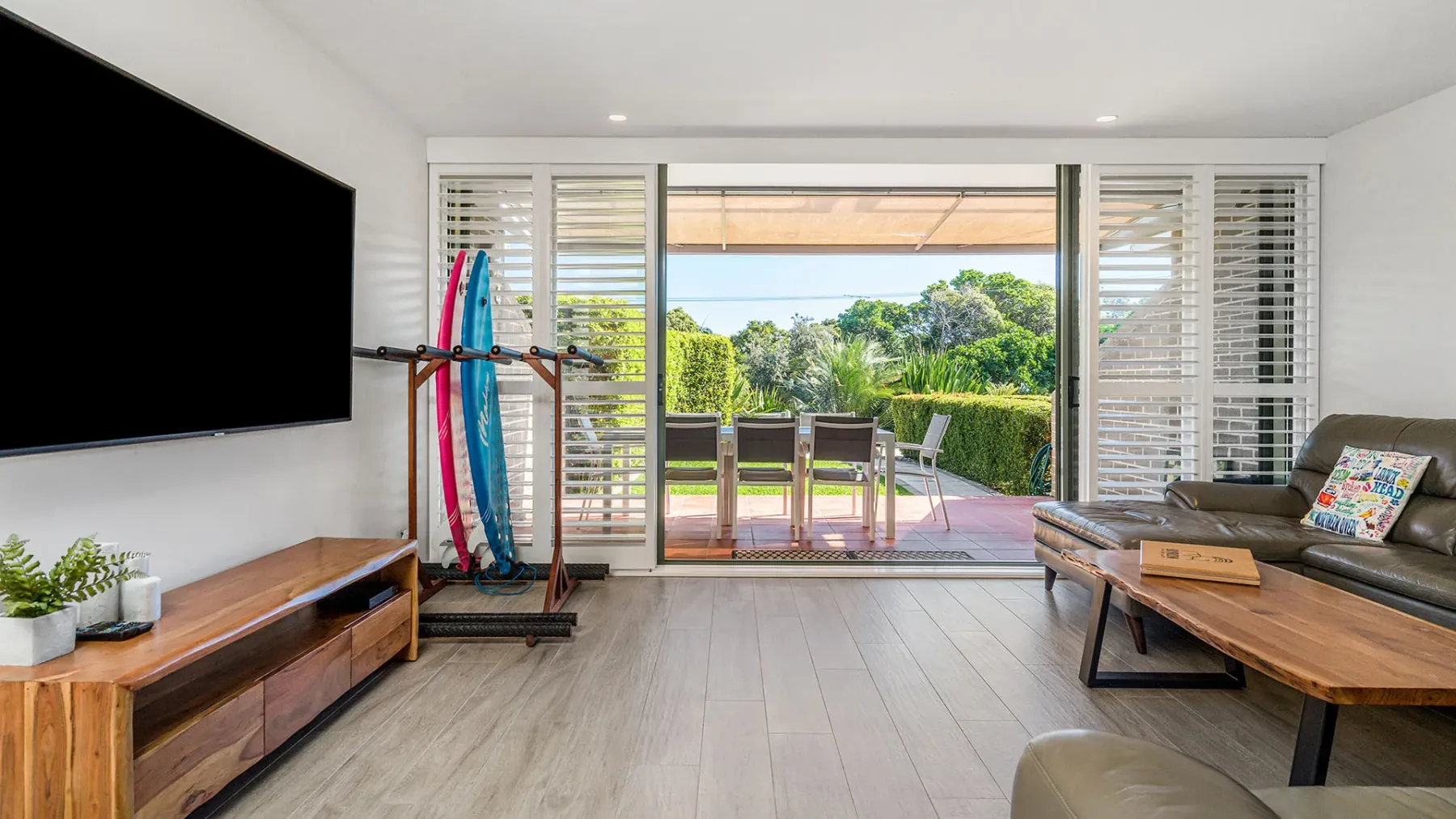 4 James Cook Apartments – renovated beachside pad