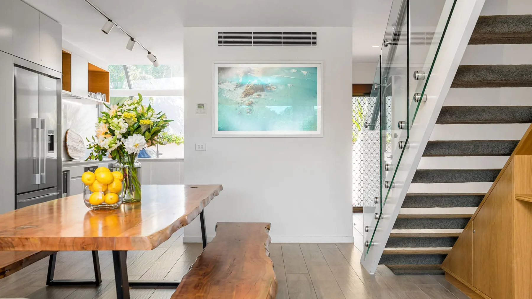 4 James Cook Apartments – renovated beachside pad