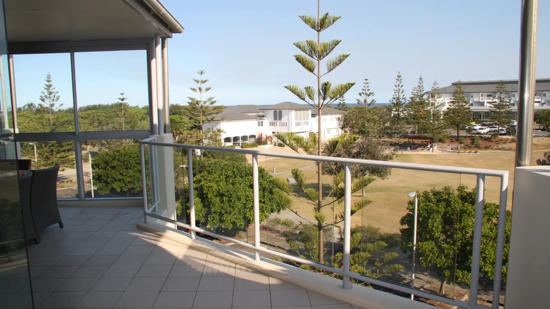 luxury-apartment-1314-at-bells-boulevard