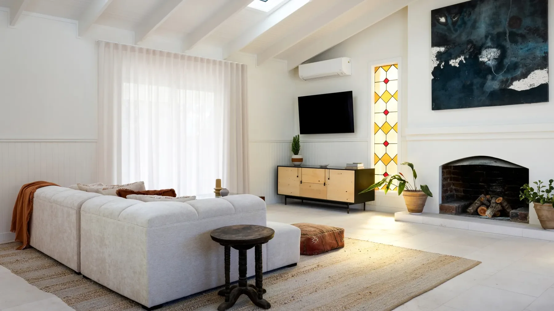 Kirra Beach House – relax in pool & sauna