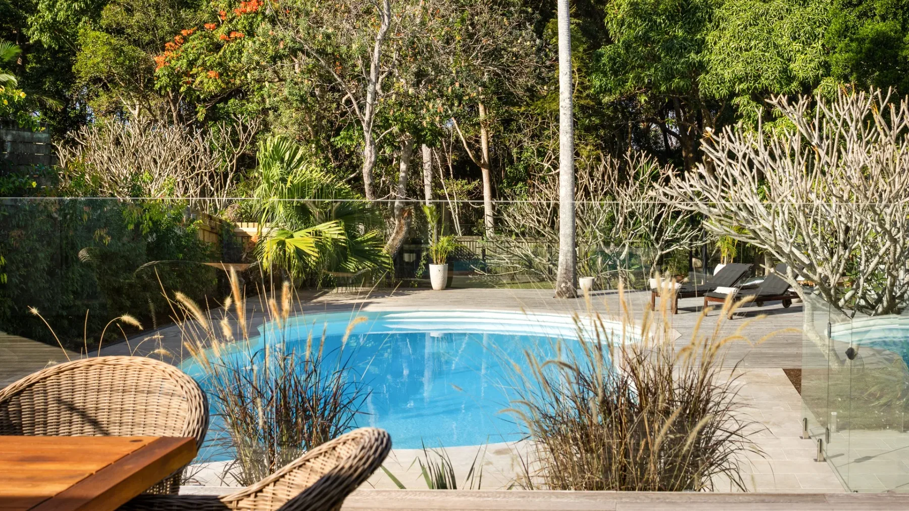 Kirra Beach House – relax in pool & sauna