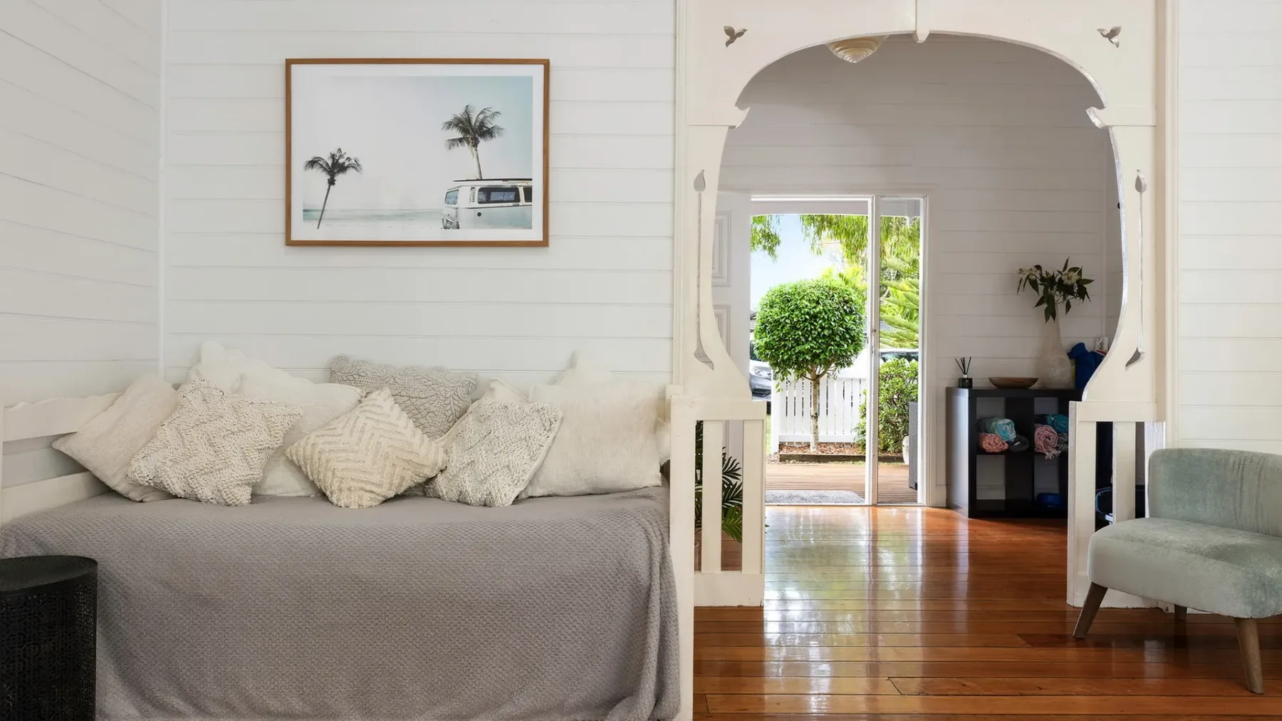Aaloka Bay – heritage charm w. pool & spa