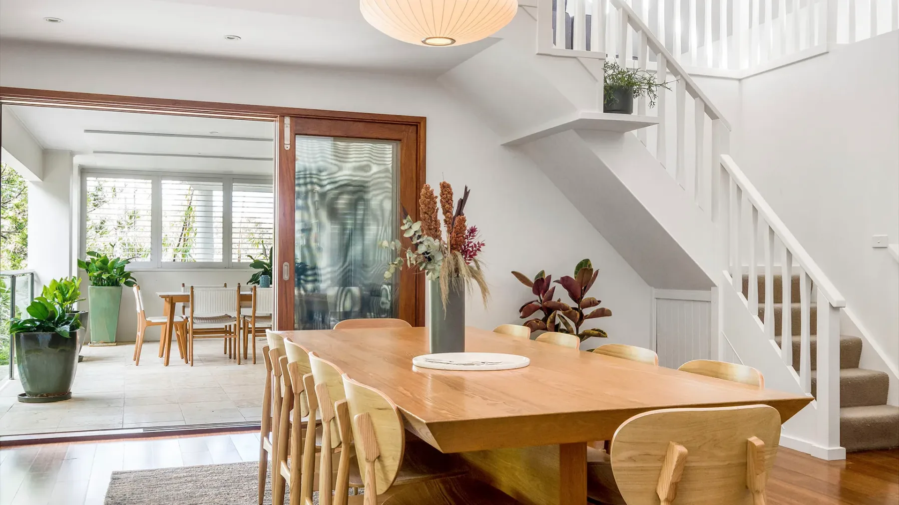 Beachcomber Blue – beachfront villa with pool