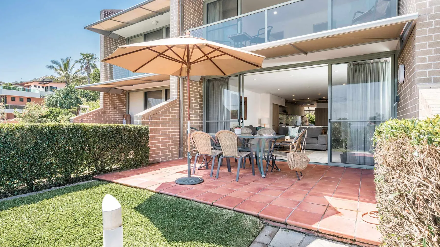 11 James Cook Apartments – w. pool &amp; beach access
