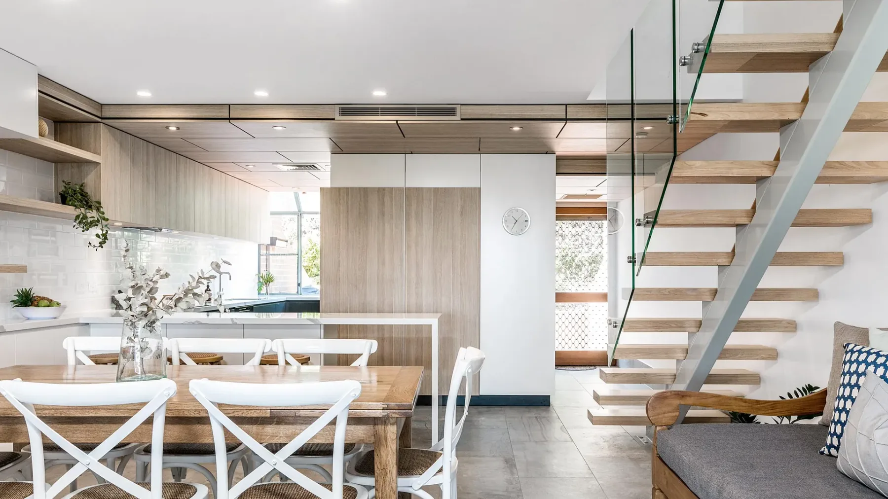 11 James Cook Apartments – w. pool &amp; beach access
