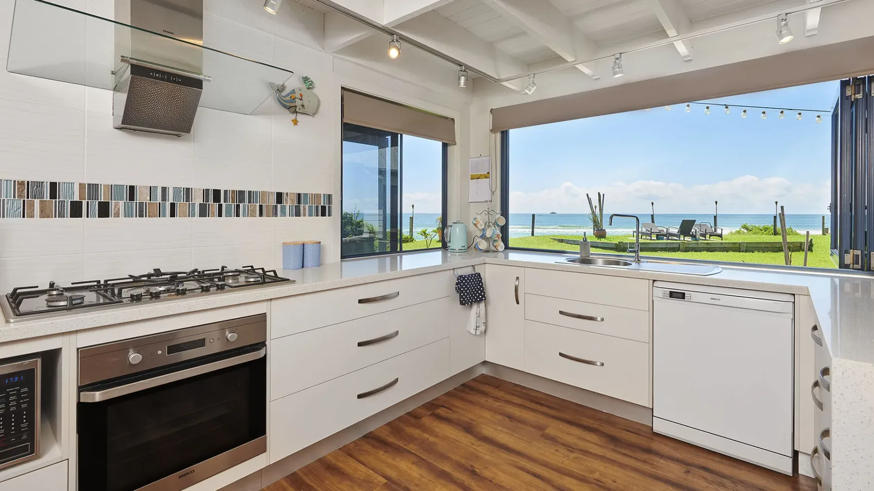 Belongil on the Beach – with private ocean access