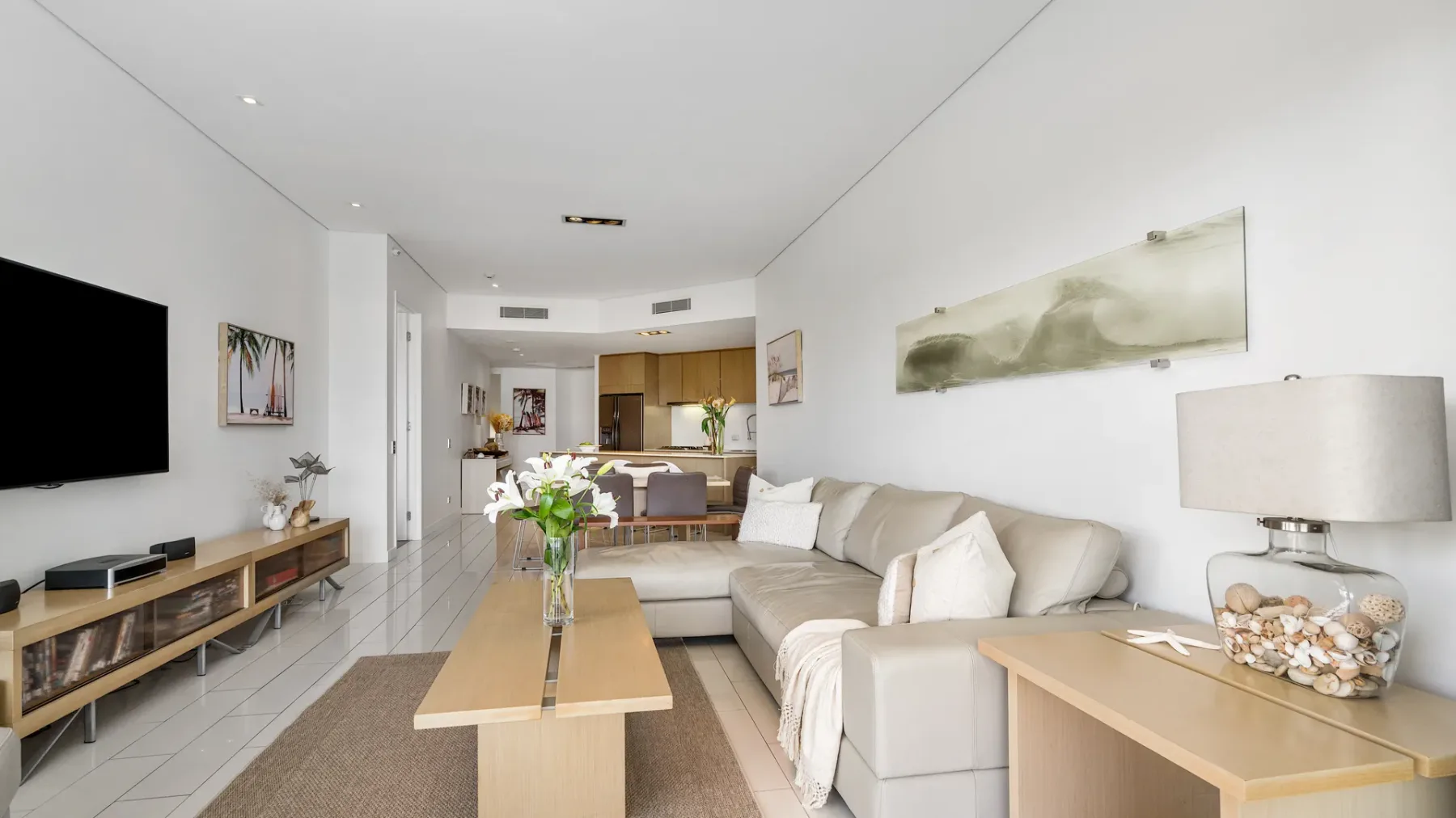 Luxury Apartment 1206 at Bells Boulevard