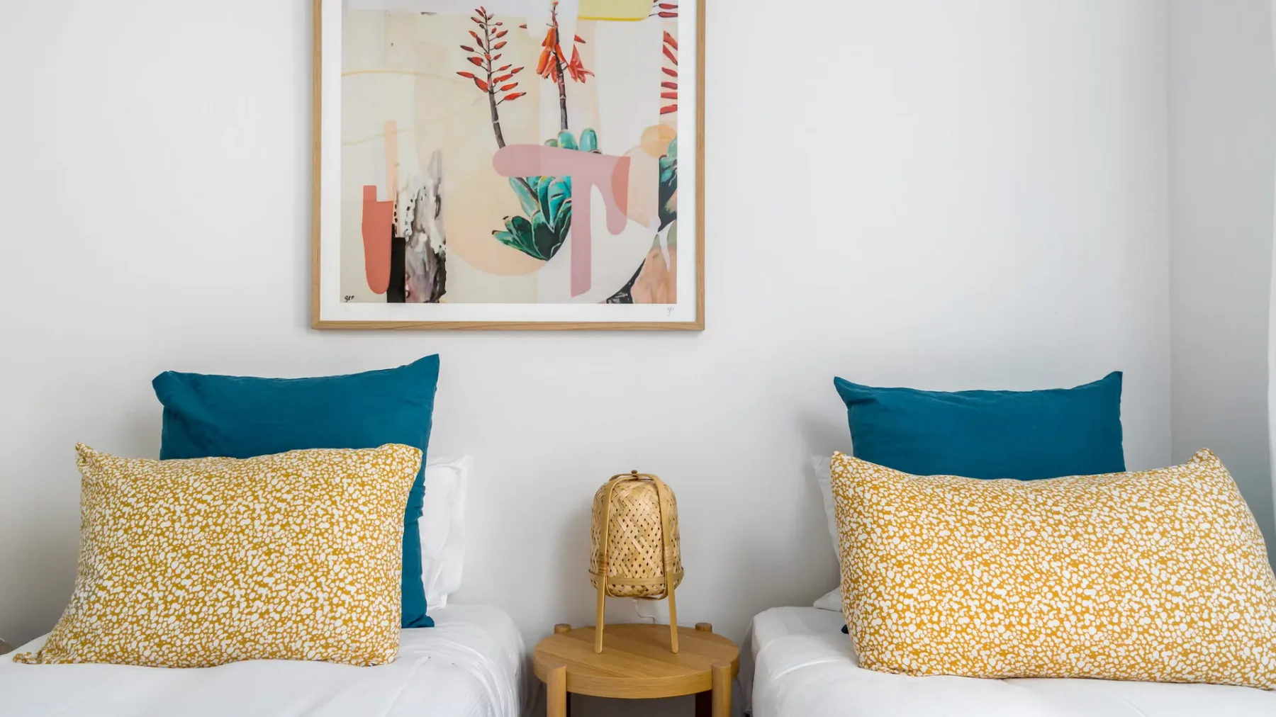 Baby Blue – 3 BR villa steps from Tallow Beach