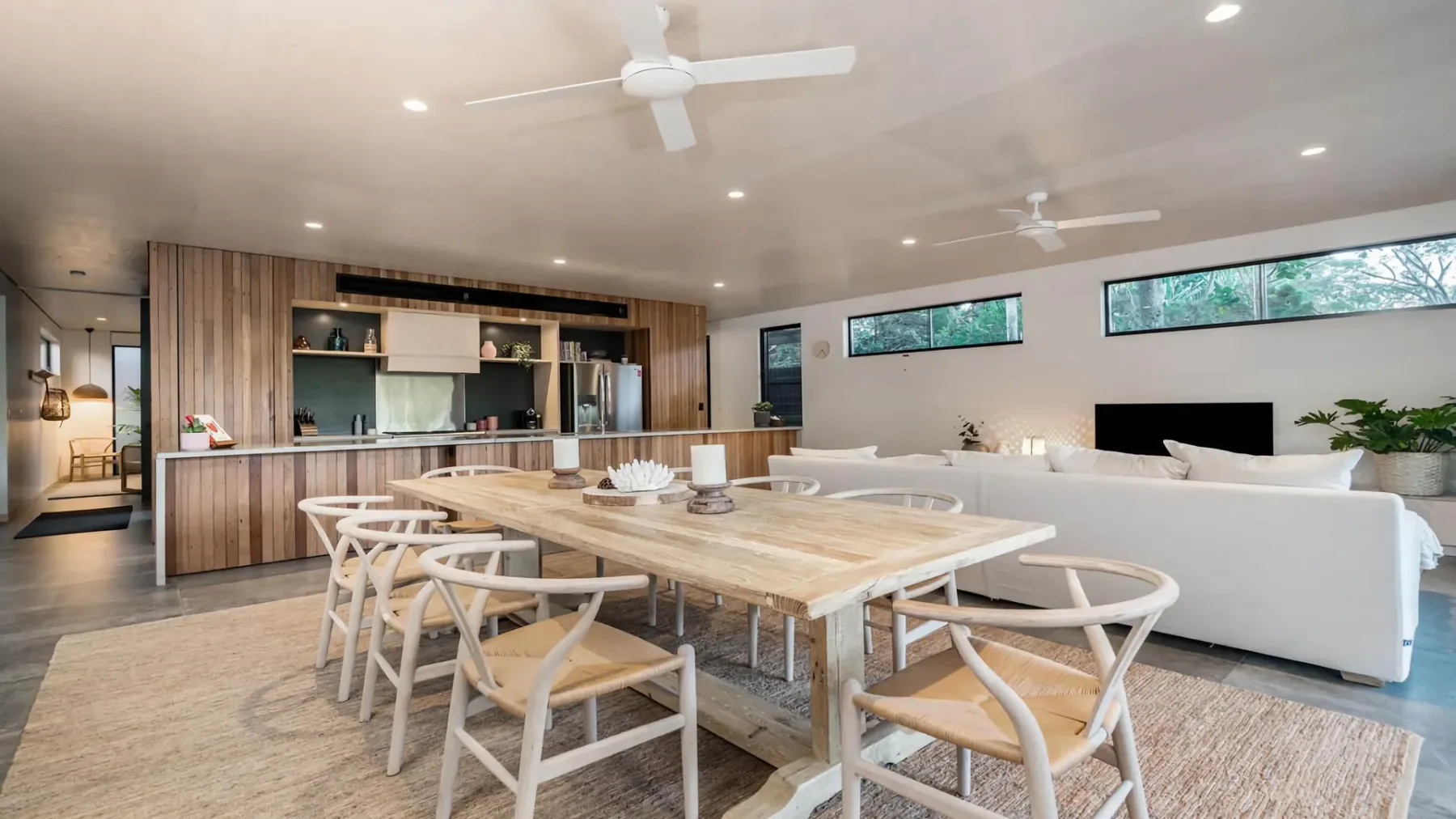 Tallowood – luxury beach house with pool & studio