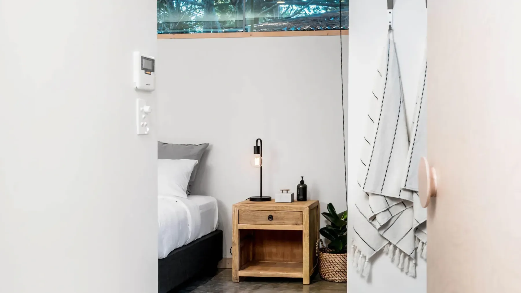 Tallowood – luxury beach house with pool & studio