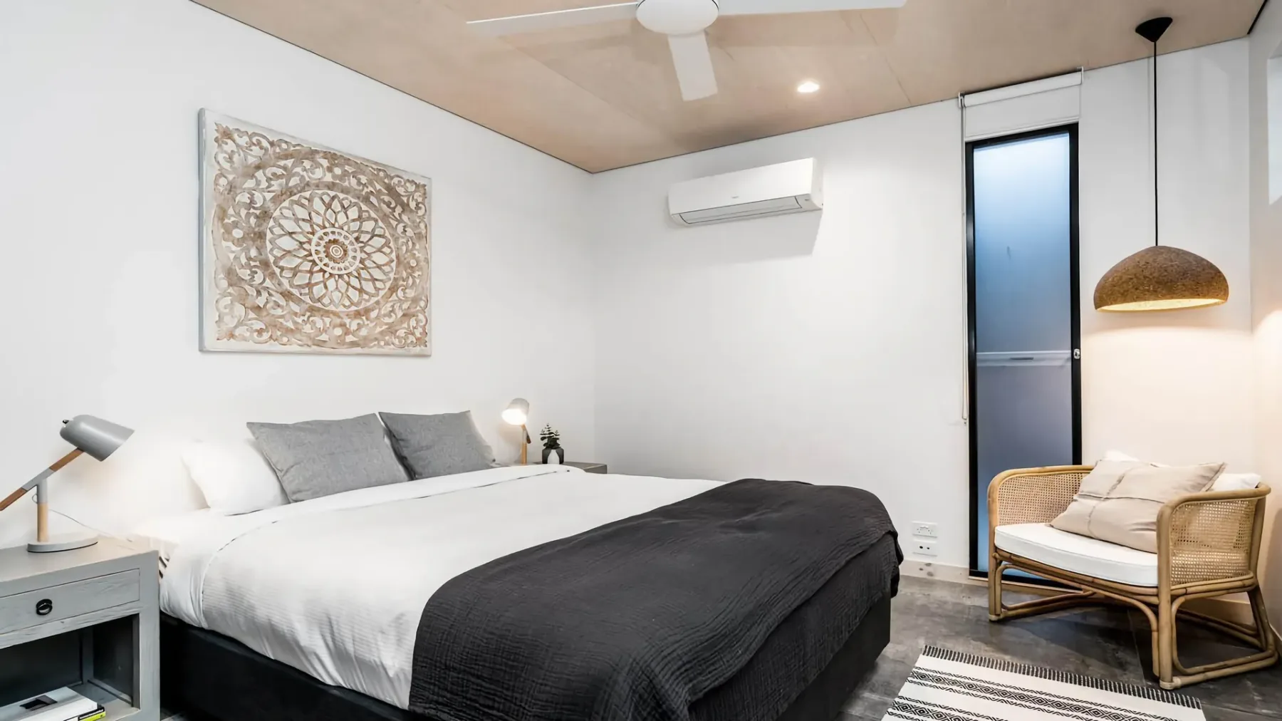Tallowood – luxury beach house with pool & studio