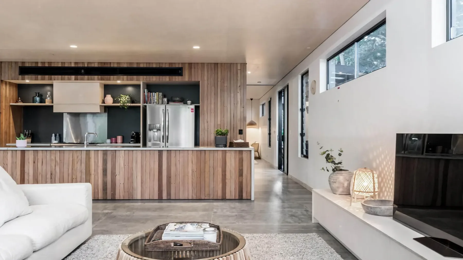 Tallowood – luxury beach house with pool & studio