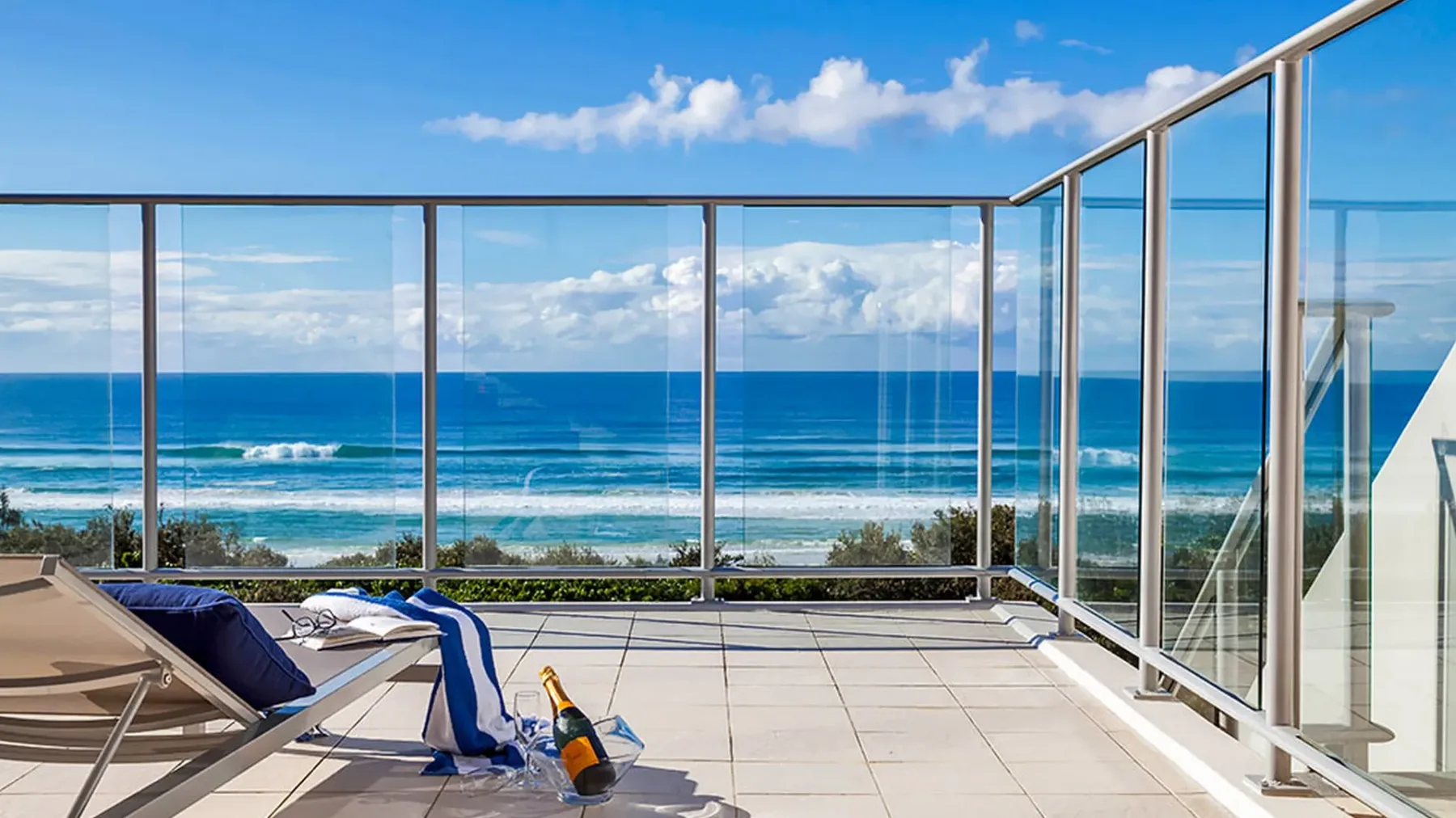 Luxury Apartment 1326 at Bells Boulevard