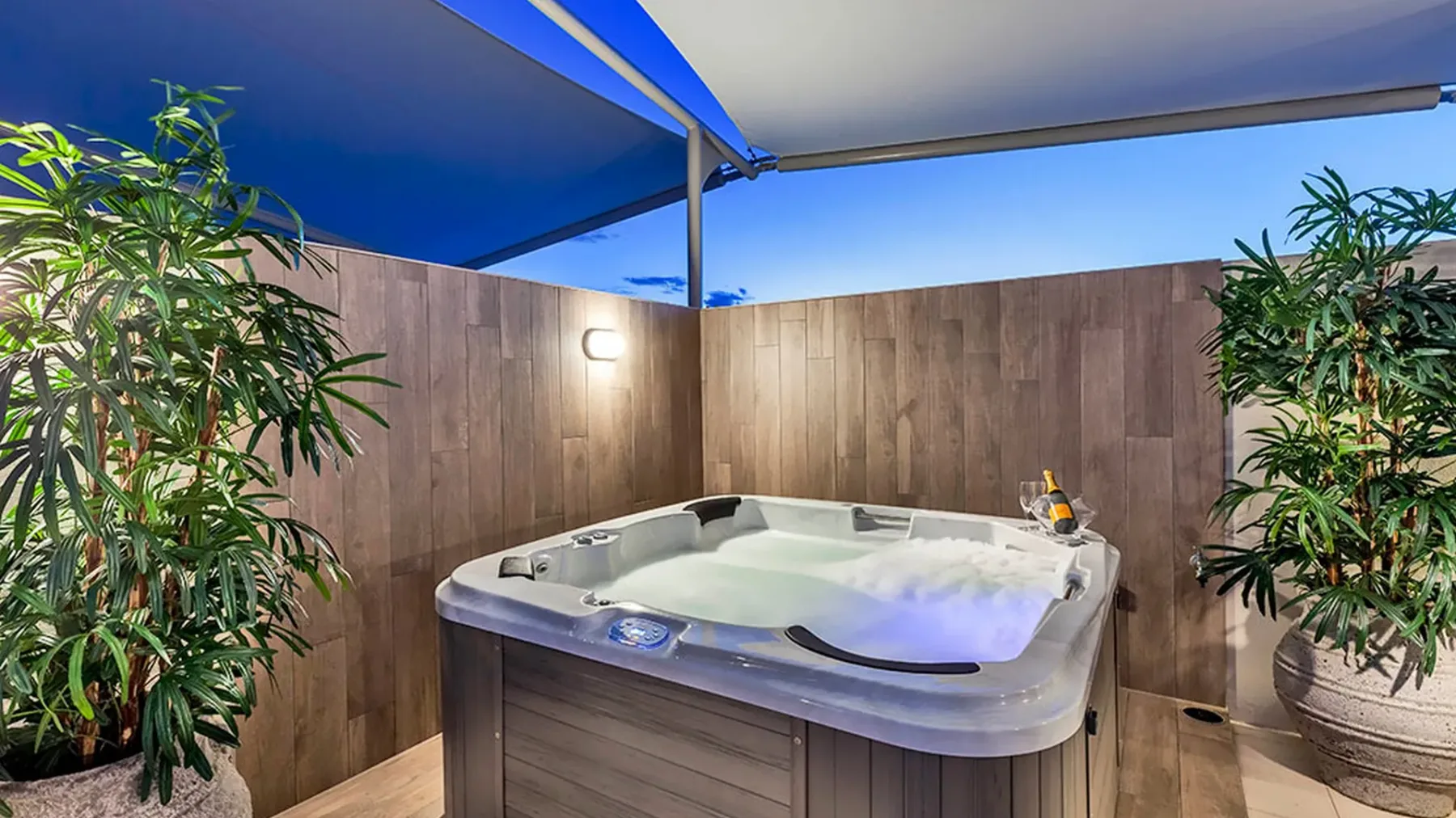 Luxury Apartment 1326 at Bells Boulevard