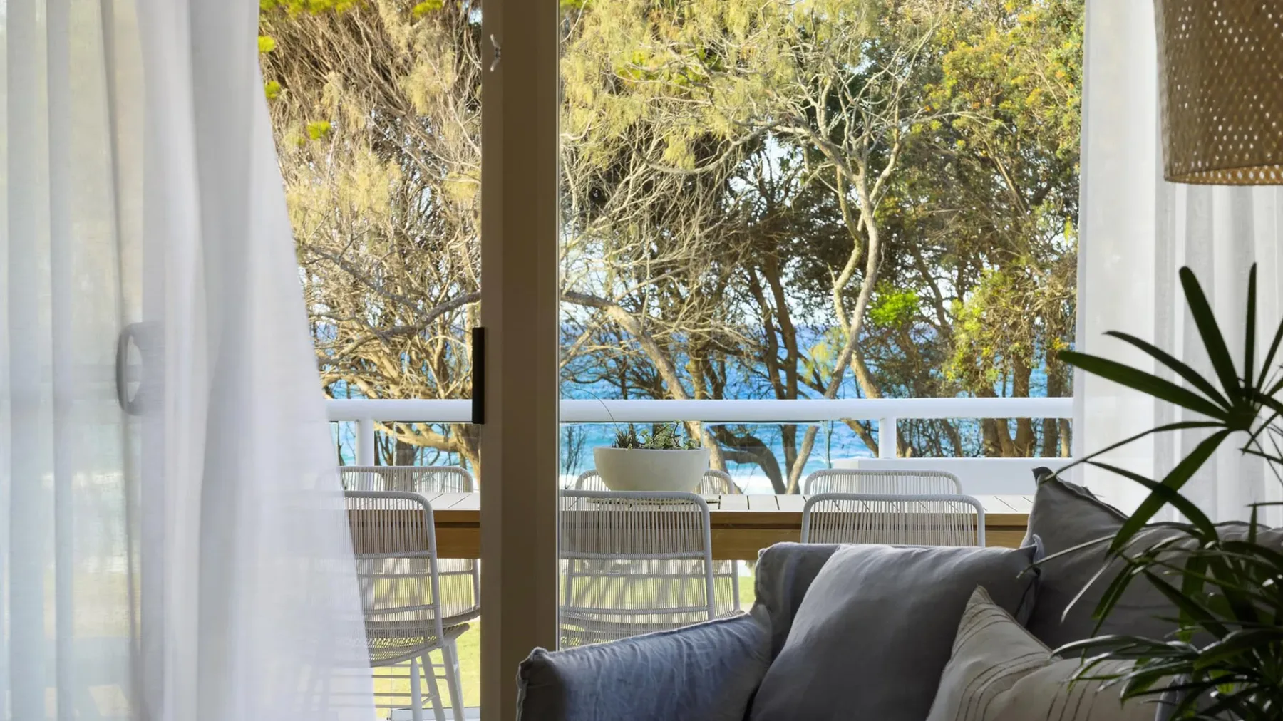 Oceanfront Byron Palms – 2 BR Main Beach apartment