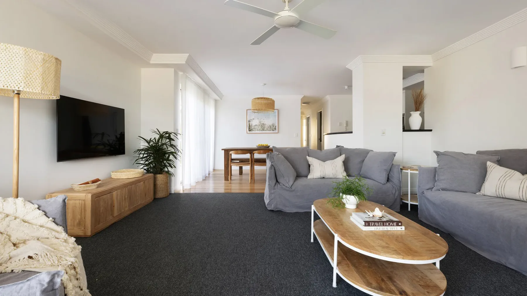 Oceanfront Byron Palms – 2 BR Main Beach apartment