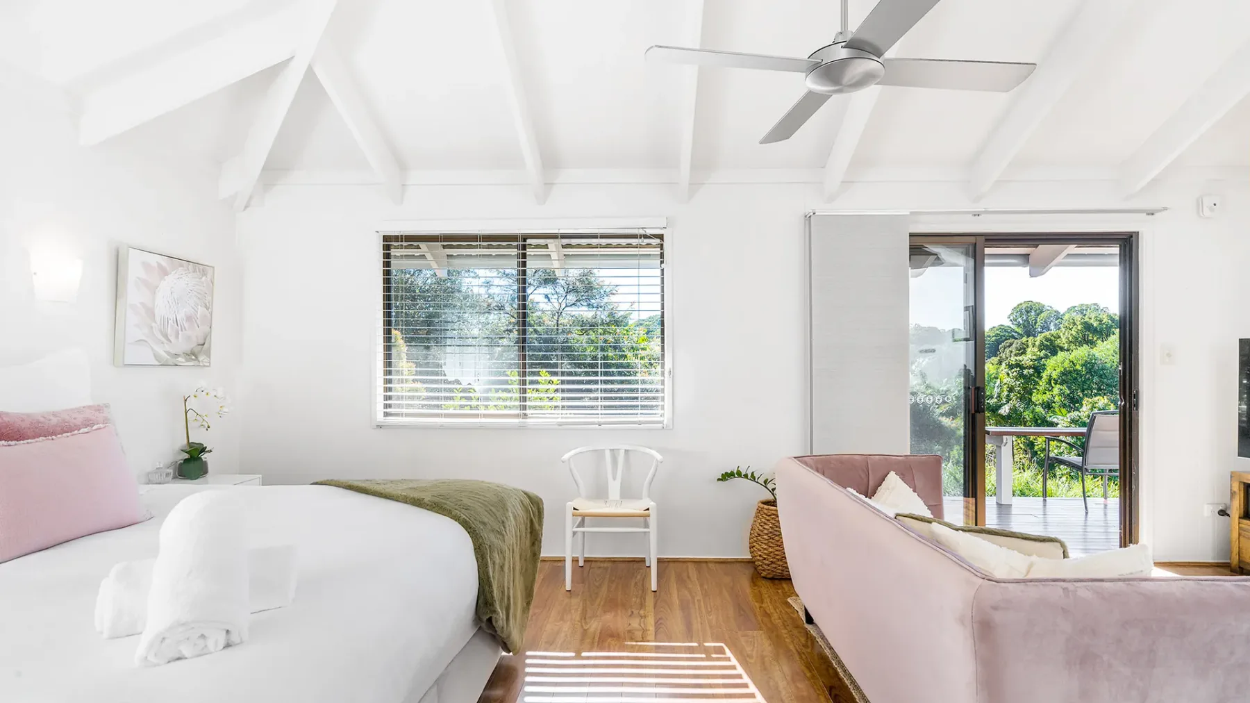 Twin Tallows – secluded couples retreat