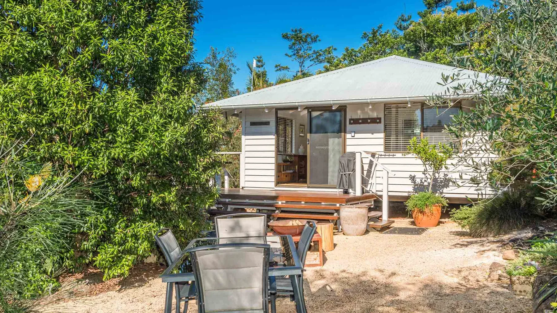 Twin Tallows – secluded couples retreat