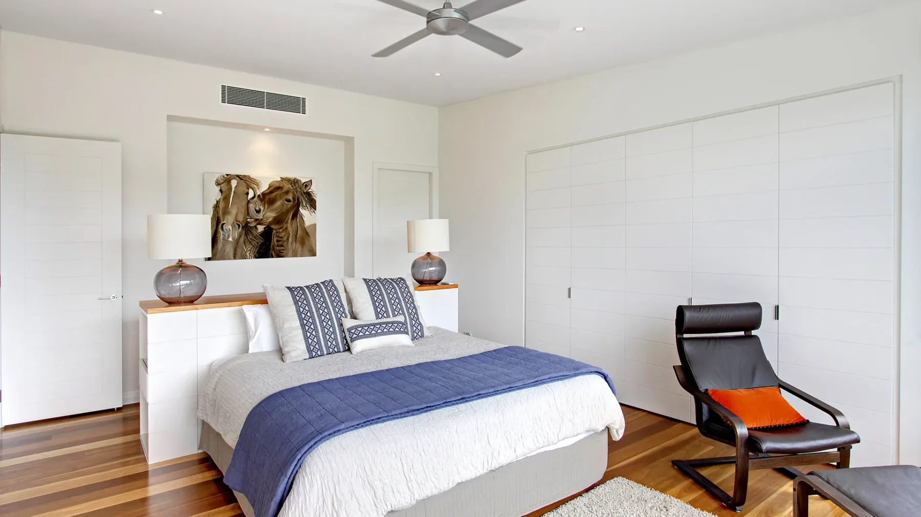 Ocean View at Kiah – near Belongil Beach with pool