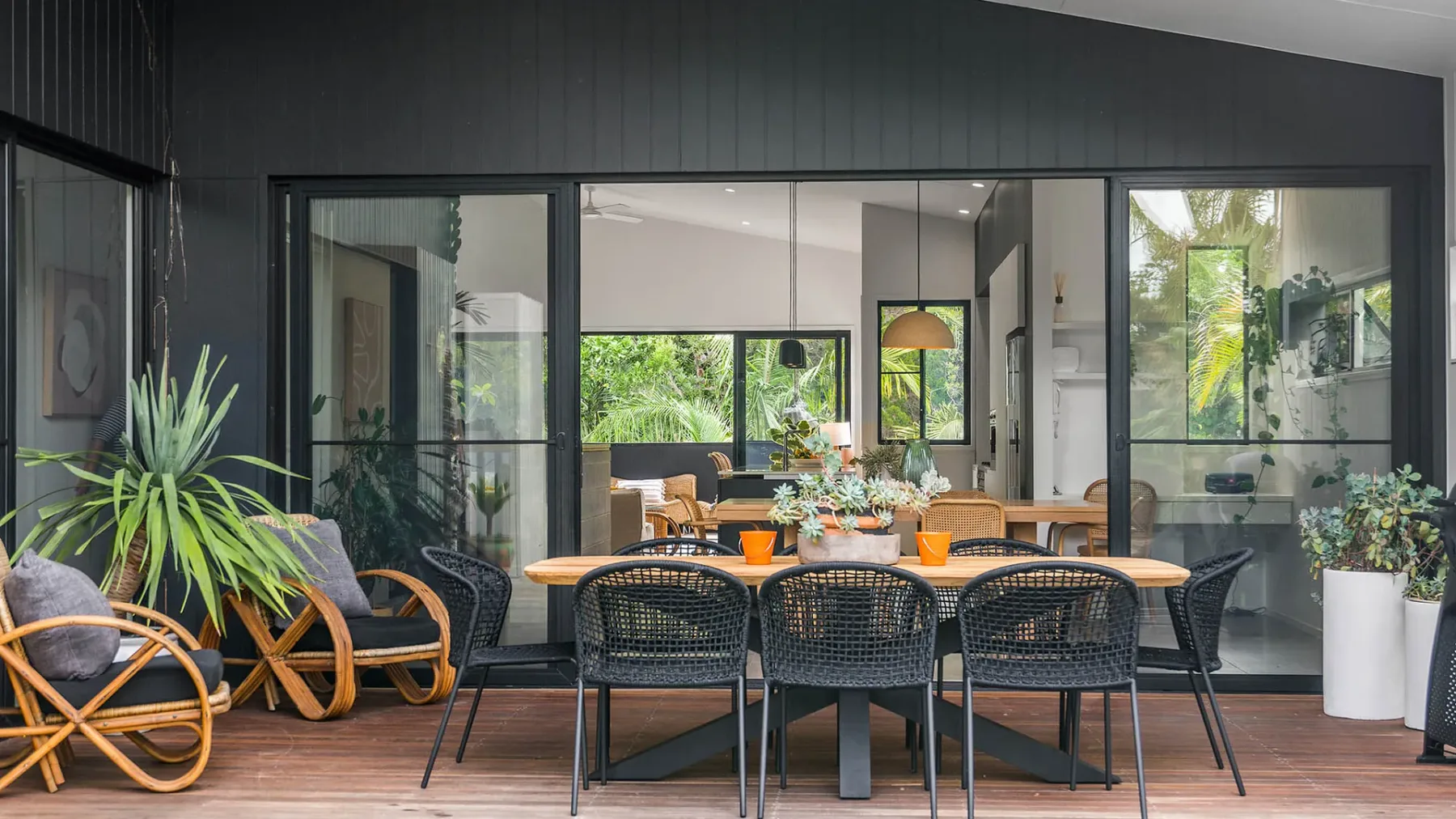 Melaleuca – luxury 4BR retreat with pool