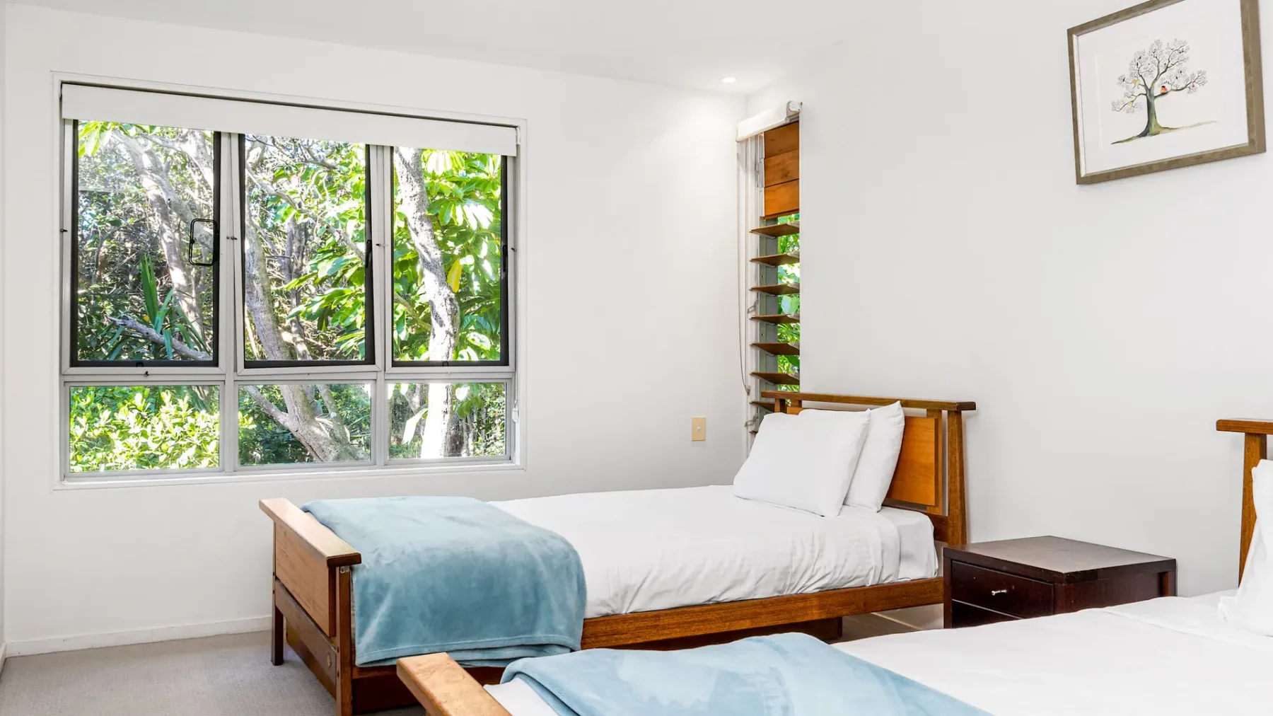 Ariels on the Beach – 4 BR beachfront home w. pool