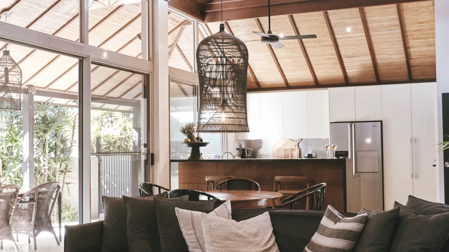 Grand Luxe Villa B – 19B Gordon St