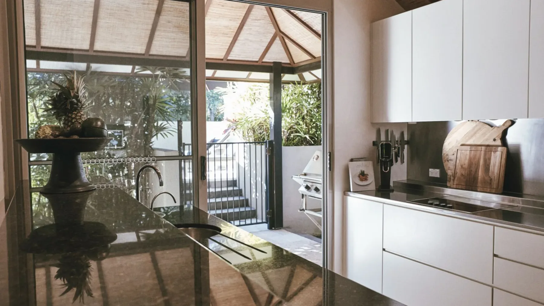 Grand Luxe Villa B – 19B Gordon St