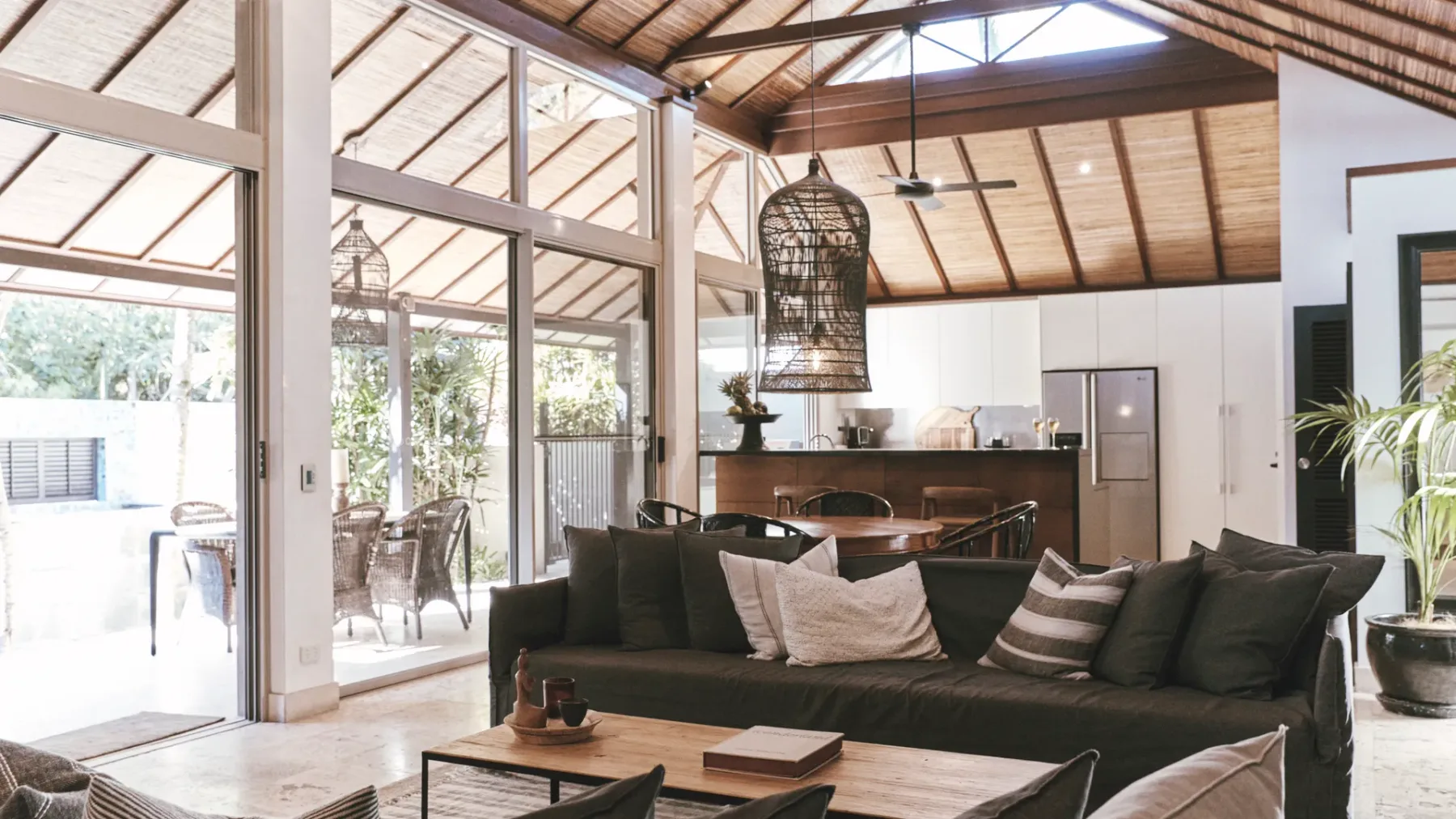 Grand Luxe Villa B – 19B Gordon St