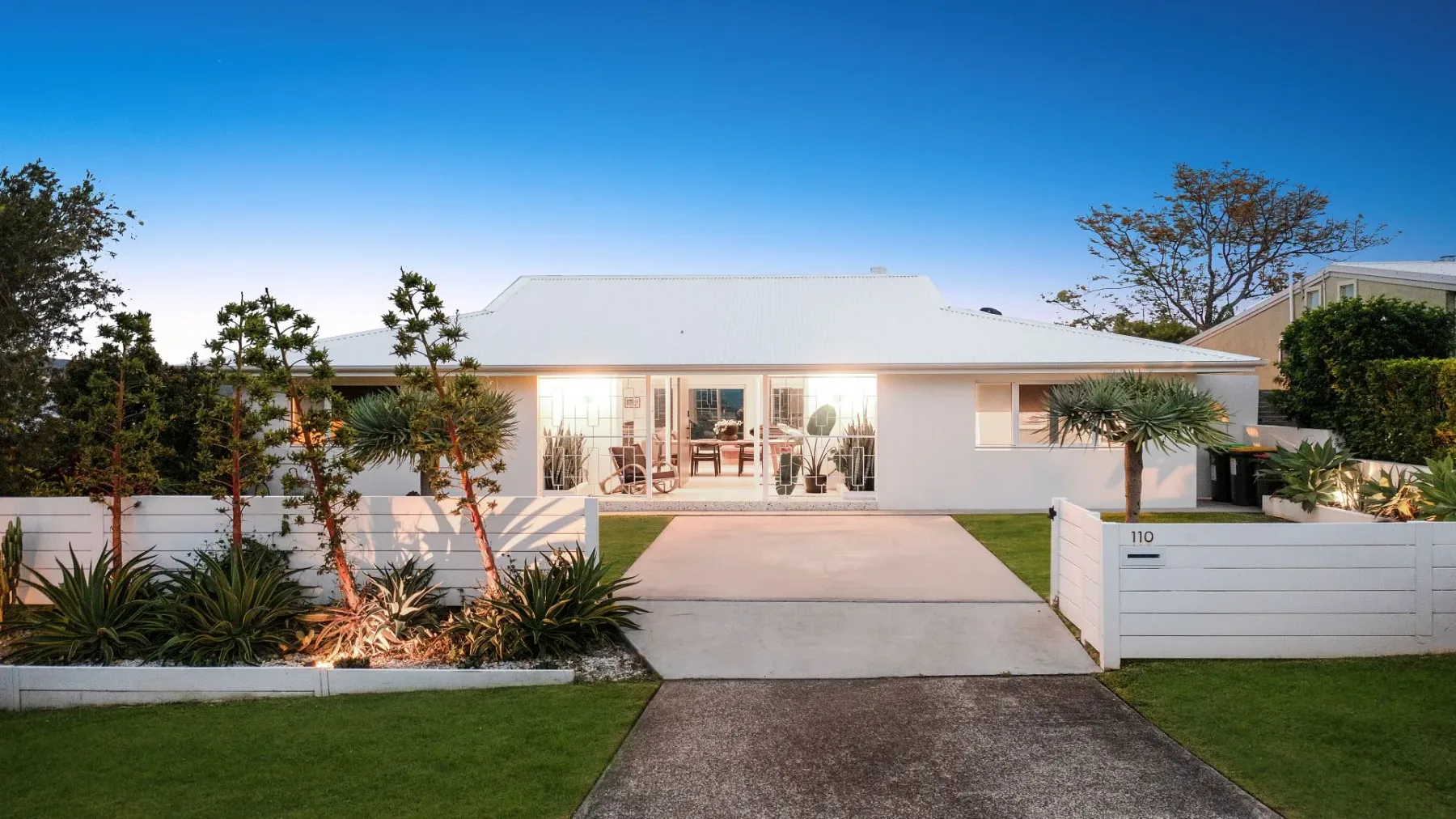 Twilight – hilltop retreat with pool & scenic views