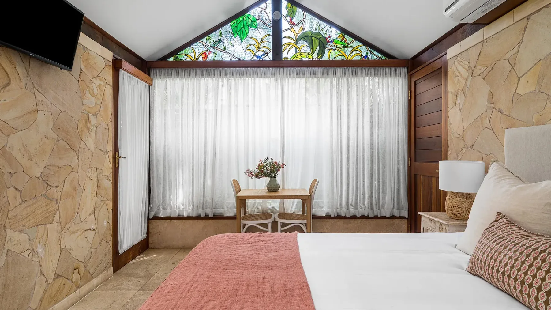 Byron Blisshouse Studio – coastal couples retreat