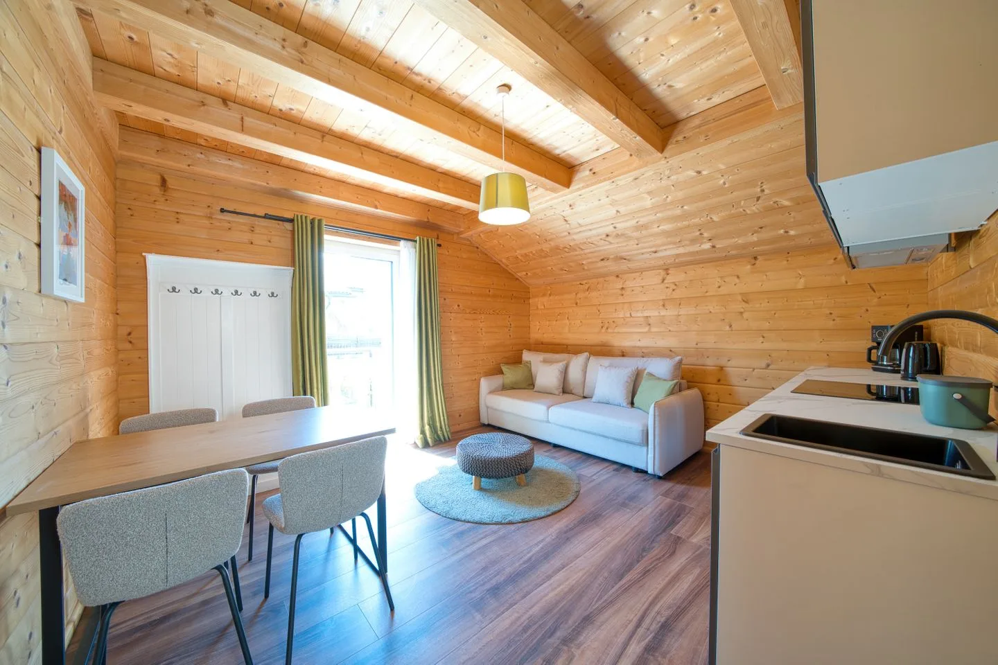 Chalet Seven