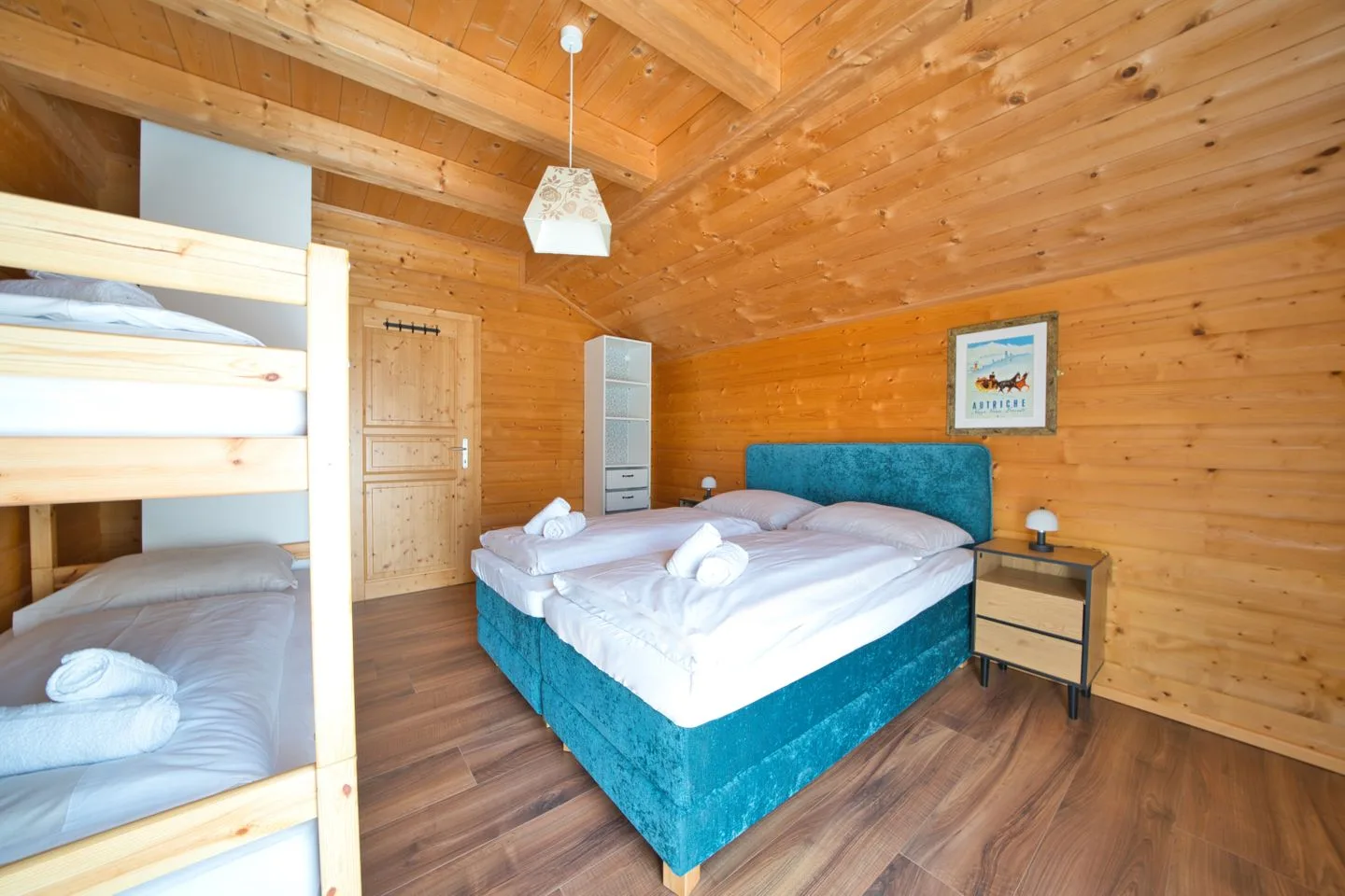 Chalet Seven
